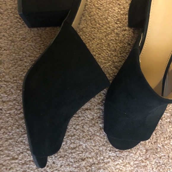 A New Day black slides - Picture 4 of 6